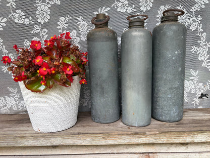Brocante, ijzeren kruiken